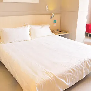 锦江之星三亚解放路酒店 酒店