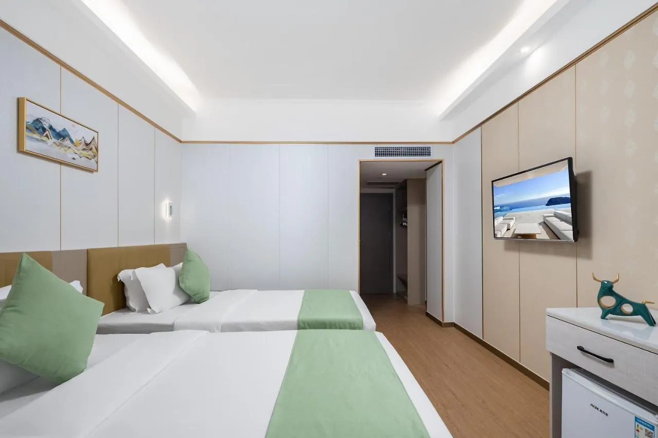 Wenhao Seaview Hotel Санья