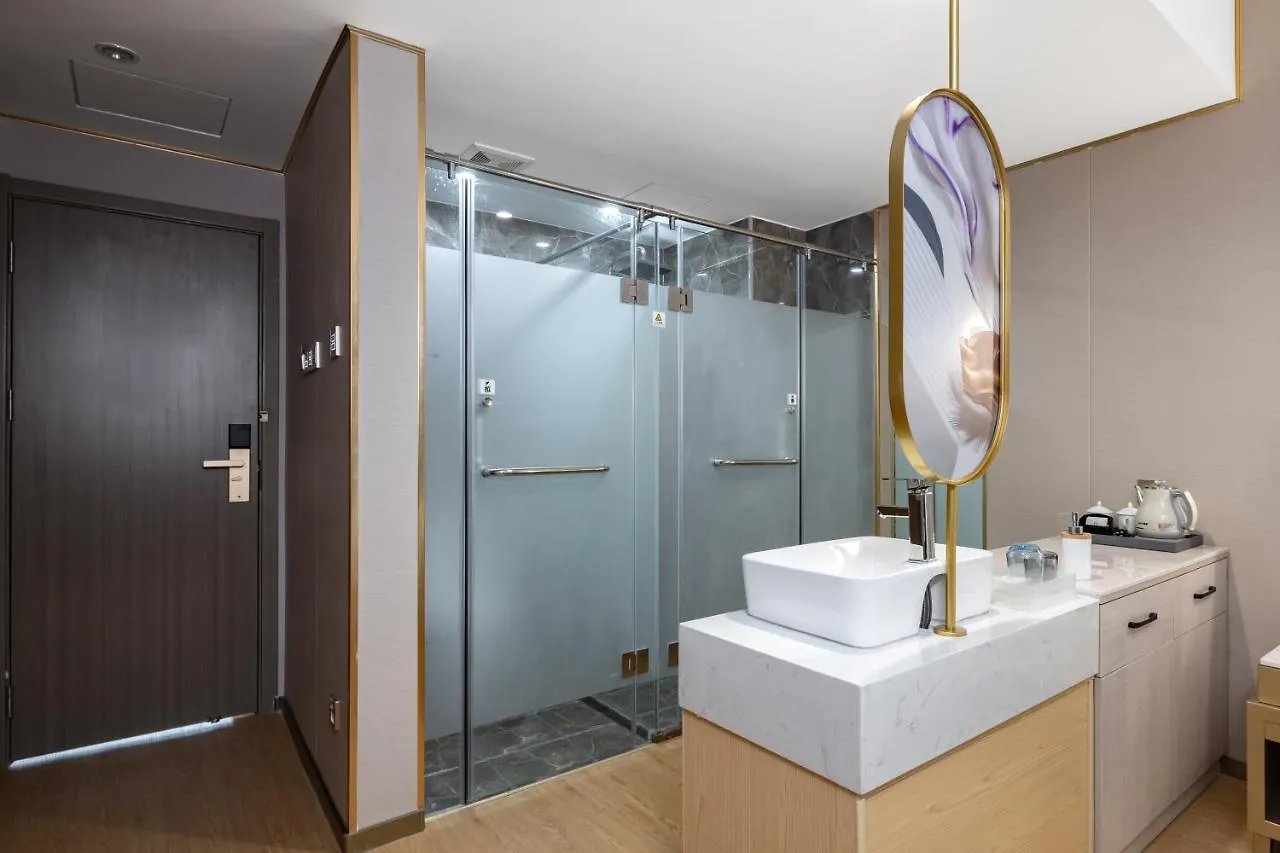 Wenhao Seaview Hotel Санья