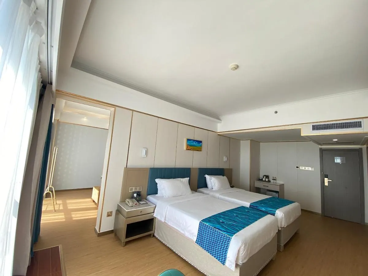 Wenhao Seaview Hotel Санья 4*,  Китай
